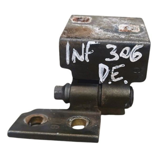 Dobradiça Inferior Porta Dianteira Esquerda Peugeot 306