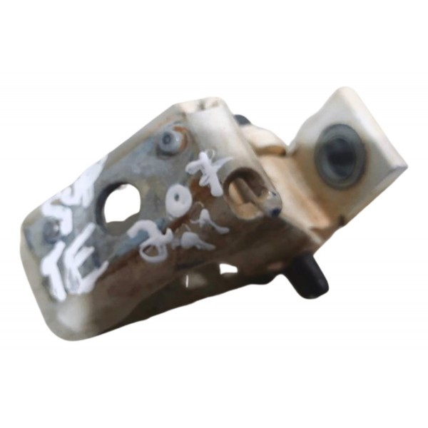 Dobradiça Superior Porta Traseira Esquerda Peugeot 207 2011