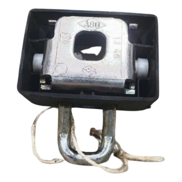 Batente Porta Malas Renault Logan Sandero 2012