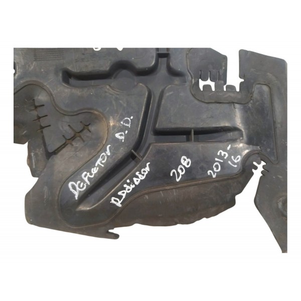 Defletor Direito Radiador Motor Peugeot 208 2013 2016