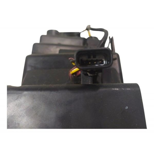 Farol Superior Dlr Direito Renault Kwid 2022 2025 Com Detalh